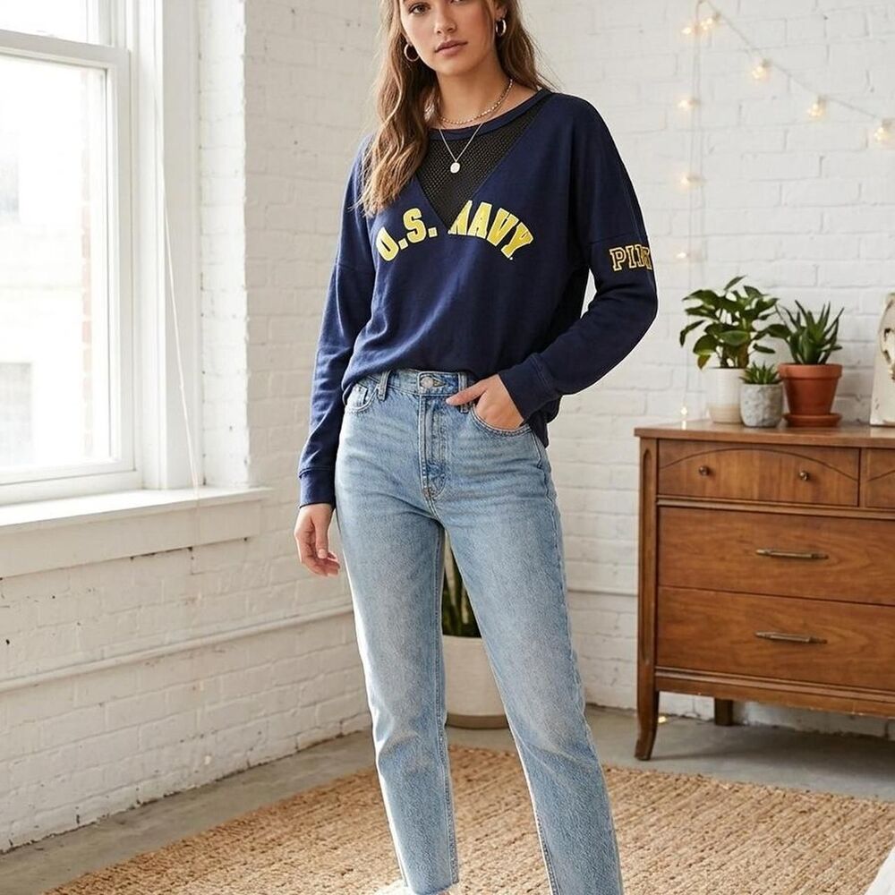 Victoria's Secret Pink Women's Navy Sweatshirt
